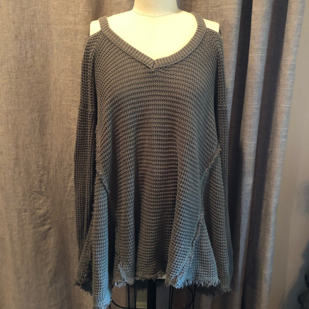 Free people moonshine V cold shoulder sweater